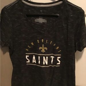 Woman’s New Orleans saints tshirt